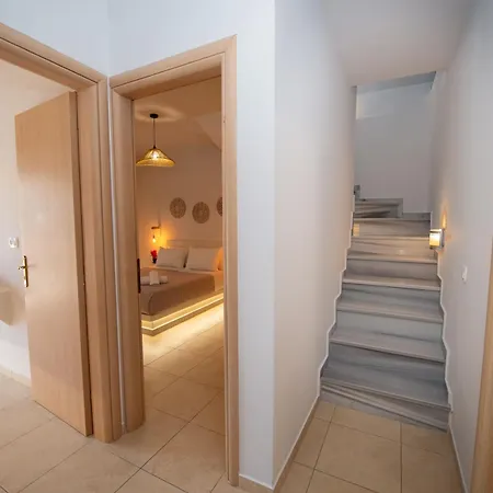 Grand Hayat Santorini Villa Mesariá