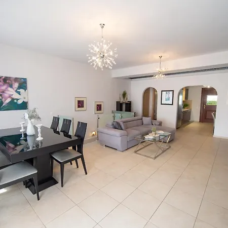 Grand Hayat Santorini * ميساريا