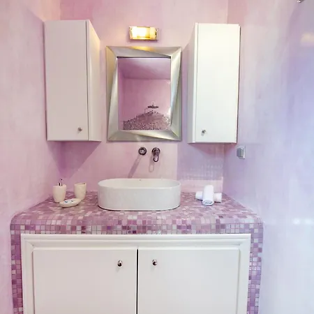 Grand Hayat Santorini *