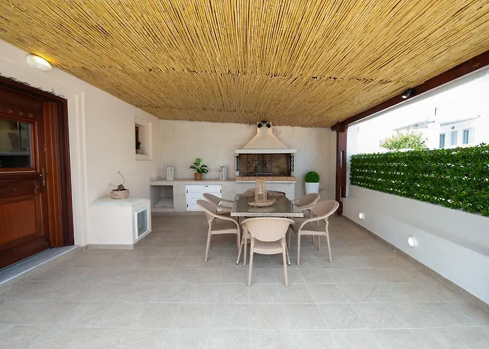 Grand Hayat Santorini Villa *