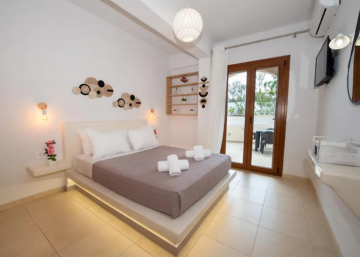 Grand Hayat Santorini Villa