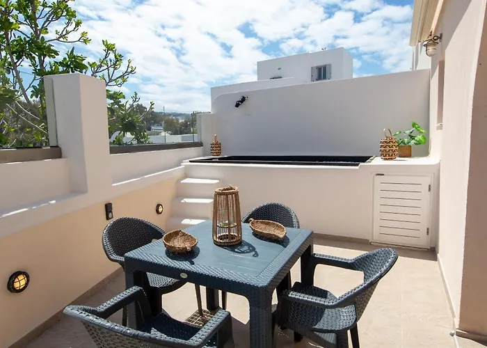 Grand Hayat Santorini