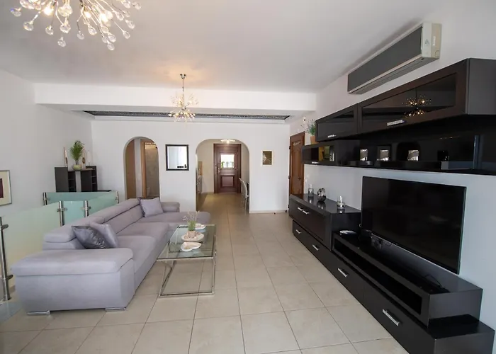 Вилла Grand Hayat Santorini *